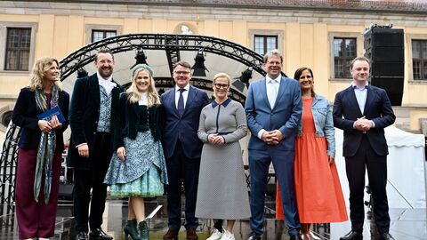 Der 63. Hessentag hat begonnen: Ministerpräsident Boris Rhein und Fuldas Oberbürgermeister Dr. Heiko Wingenfeld haben das Landesfest gemeinsam mit dem Hessentagspaar Vera und Max Dudyka eröffnet.